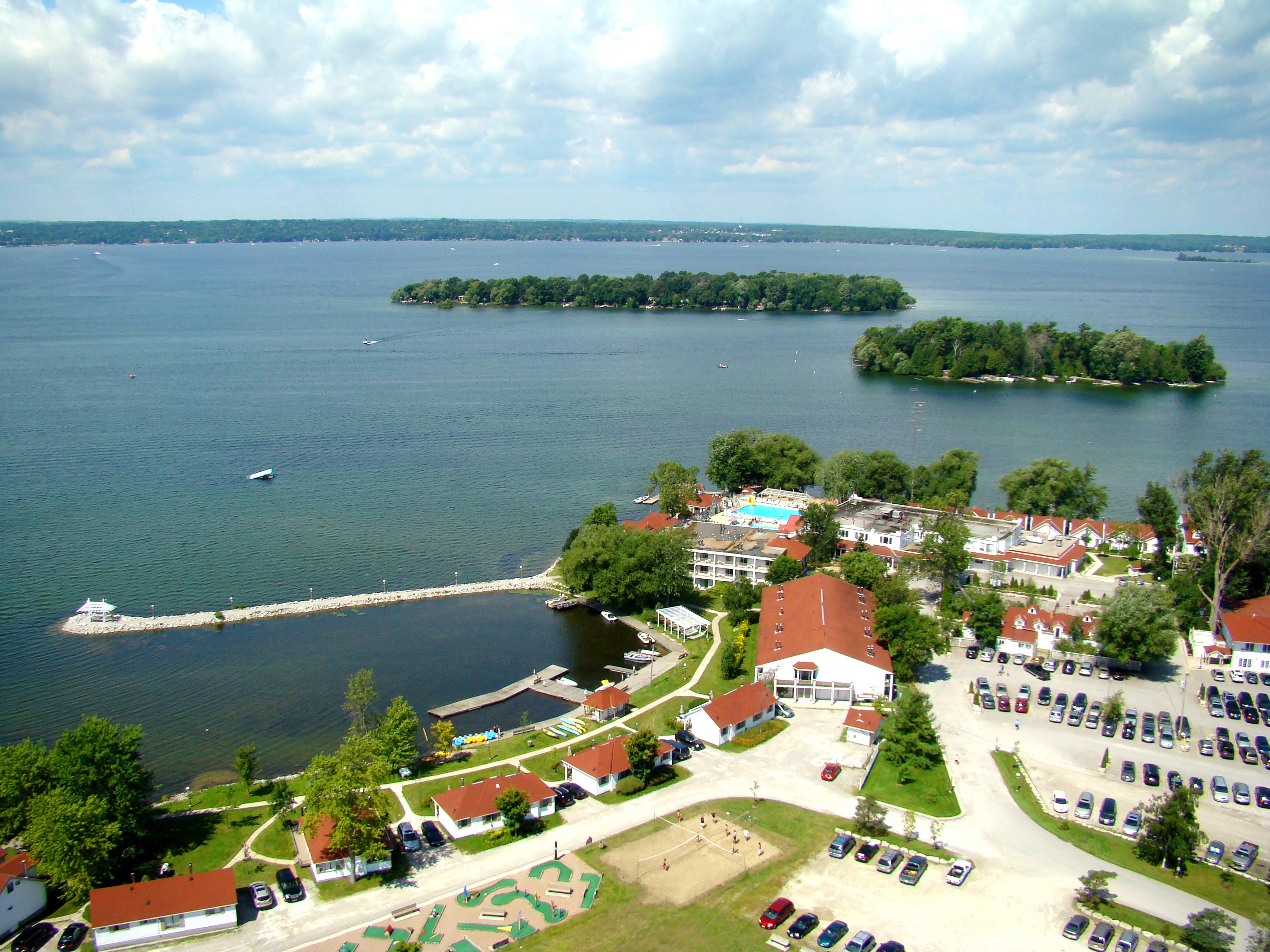 Aerial image of Fern Resort 