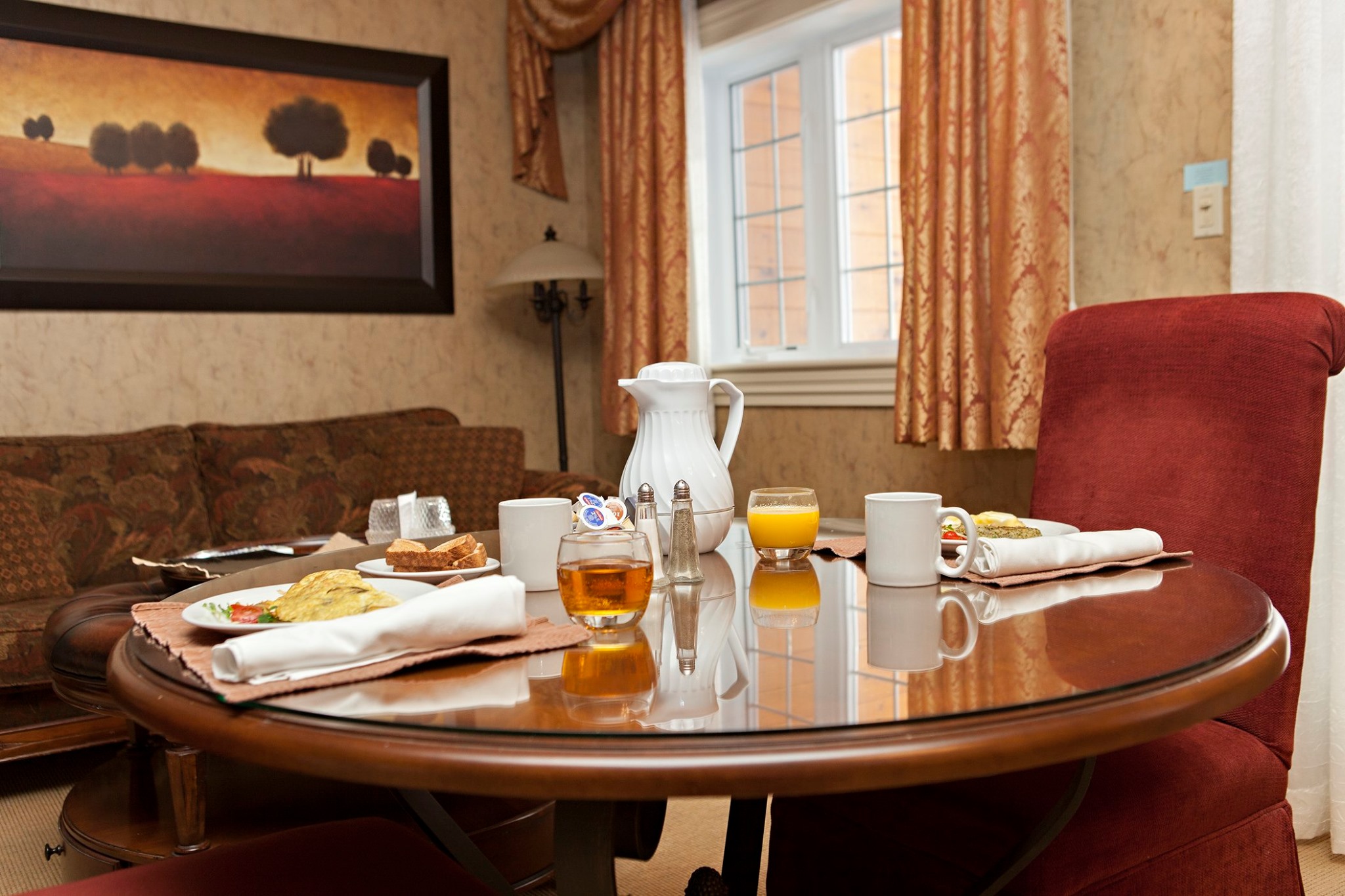 Ontario's Hidden Gems Exposed - Couples Resort - Resorts of Ontario