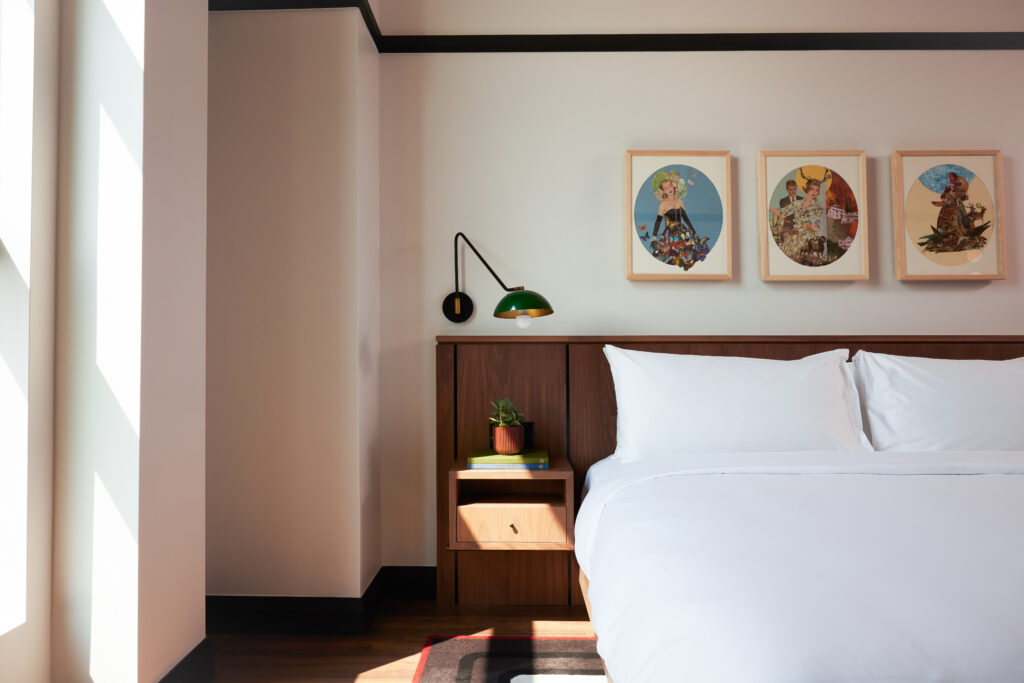 Room image of the Postmark Hotel - Resorts of Ontario