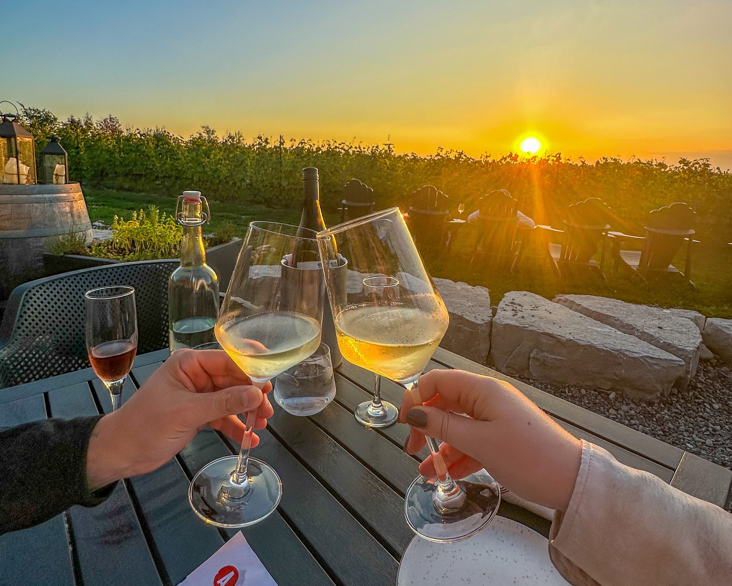 Image of wine glasses at Hockley Valley Resort - Resorts of Ontario