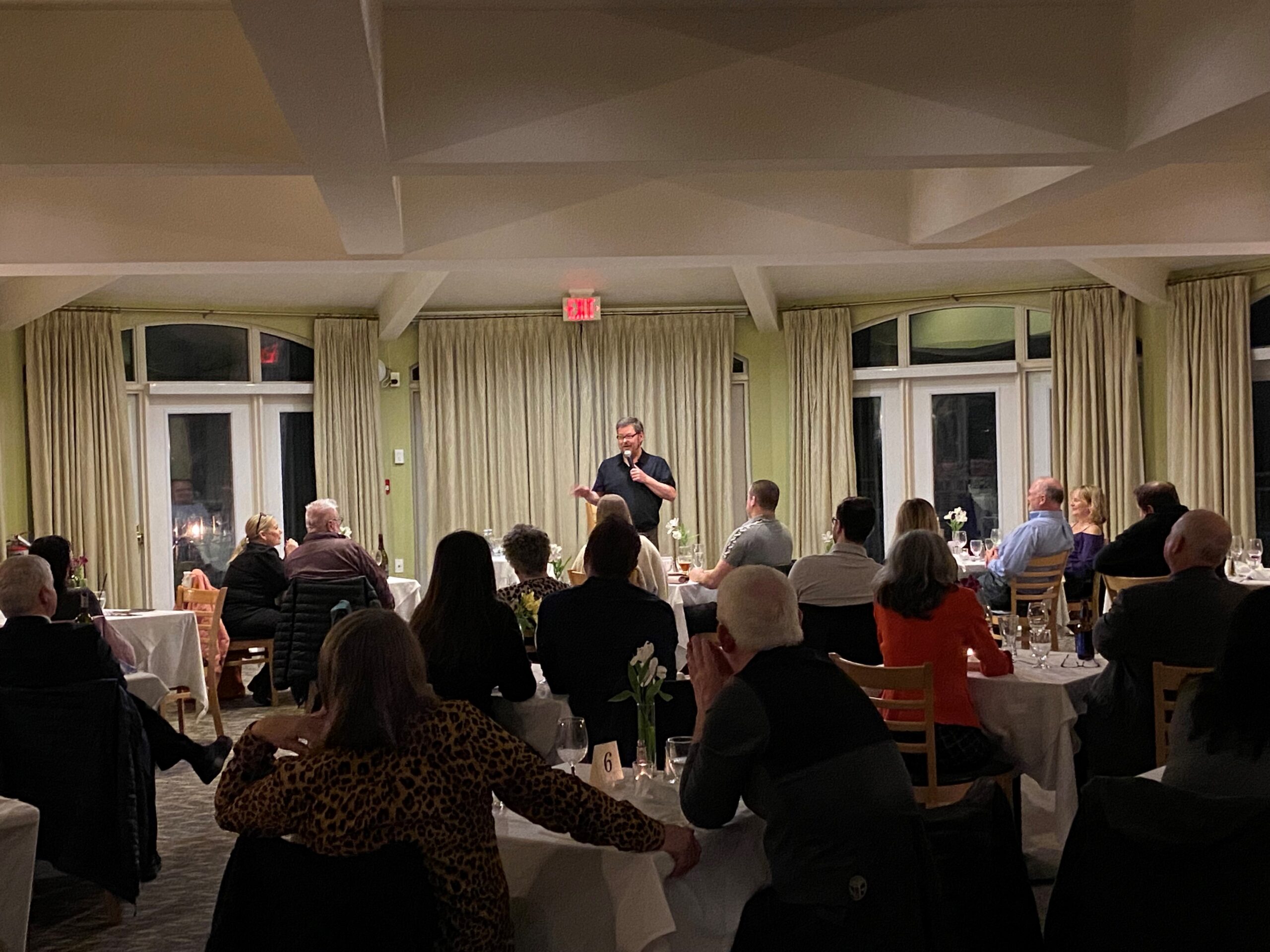 Yuk Yuks comedy show at Sherwood Resort - Resorts of Ontario