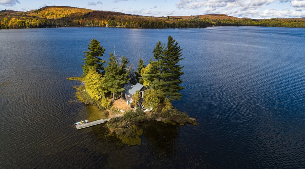 Algonquin Log Cabin - Resorts of Ontario